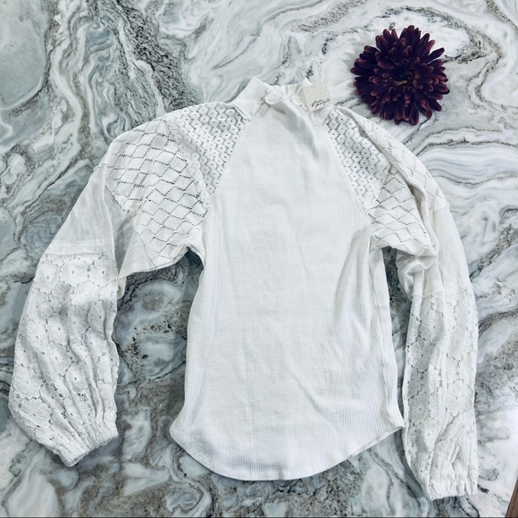 FREE PEOPLE Love Too Much Lace Sleeve Top In Ivory XS like new - Picture 2 of 13